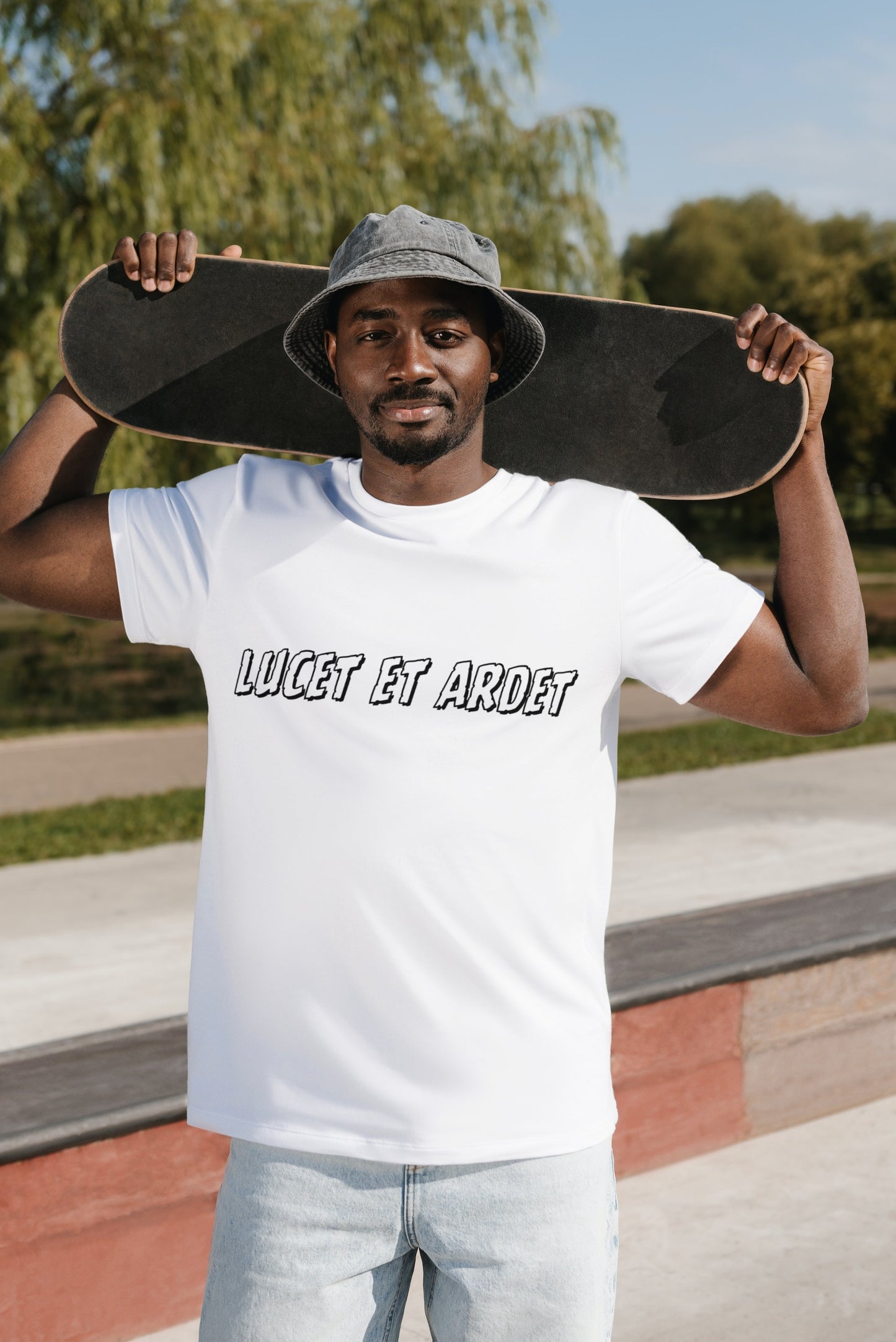 Lucet Et Ardet Men's T-Shirt